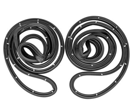 Metro Moulded Parts 1971-1976 Pontiac / Chevrolet / Oldsmobile / Buick Rear Molded Door Seals. for 4-Door Wagon Only, with Rwd LM 16-G/W
