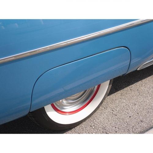 Chevy Fender Skirts, 19531954