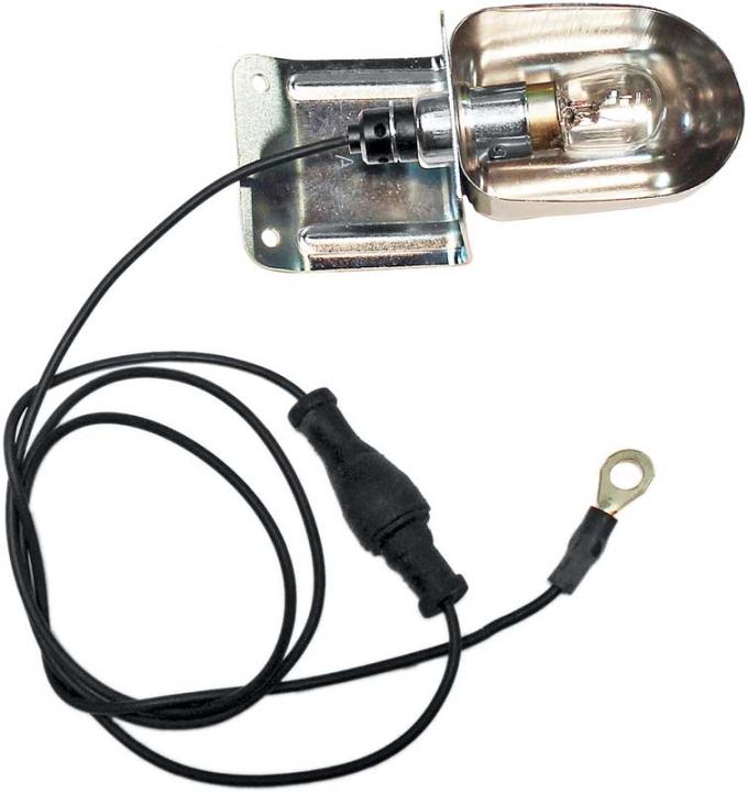 OER 1973-87 Chevy, GMC Truck, 1972-74 Camaro, Chevelle, El Camino, Impala, Monte Carlo, Nova, Under Hood Light Assembly, with Bulb NV20682